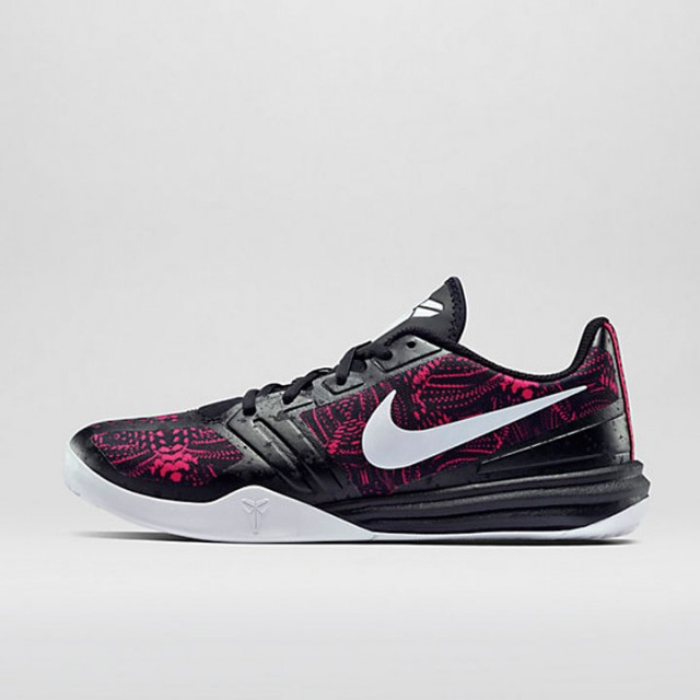 SEPATU BASKET NIKE Kobe Mentality