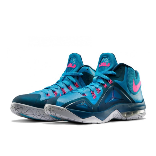 SEPATU BASKET NIKE Lebron Ambassador VII