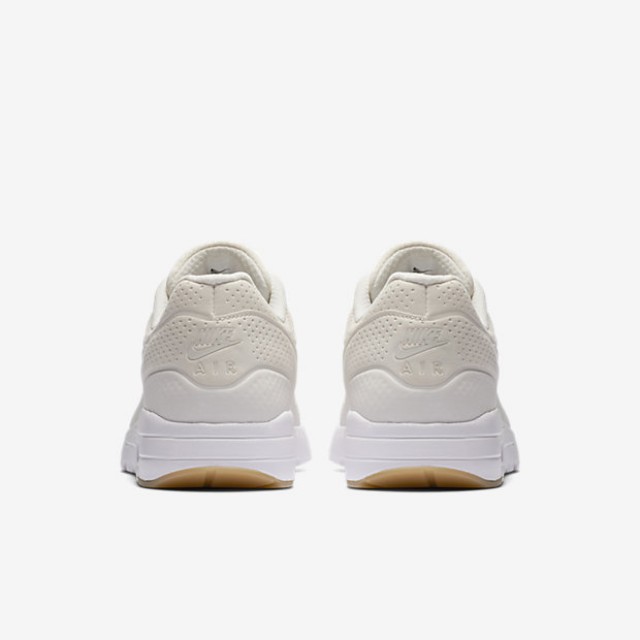 SEPATU SNEAKERS NIKE Air Max 1 Ultra Moire