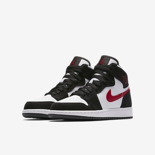 SEPATU BASKET AIR JORDAN AJ 1 Retro High Big Kids
