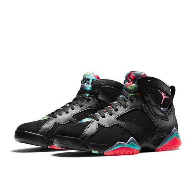 SEPATU BASKET AIR JORDAN AJ 7 Retro