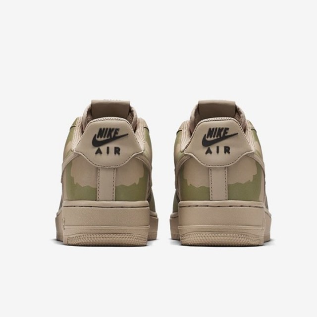 SEPATU SNEAKERS NIKE Air Force 1 '07 LV8