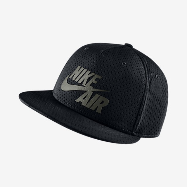 AKSESORIS SNEAKERS NIKE Air Pivot True Snapback