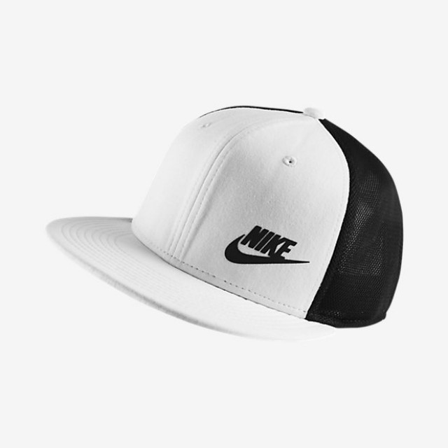 AKSESORIS SNEAKERS NIKE Tech Pack True Snapback