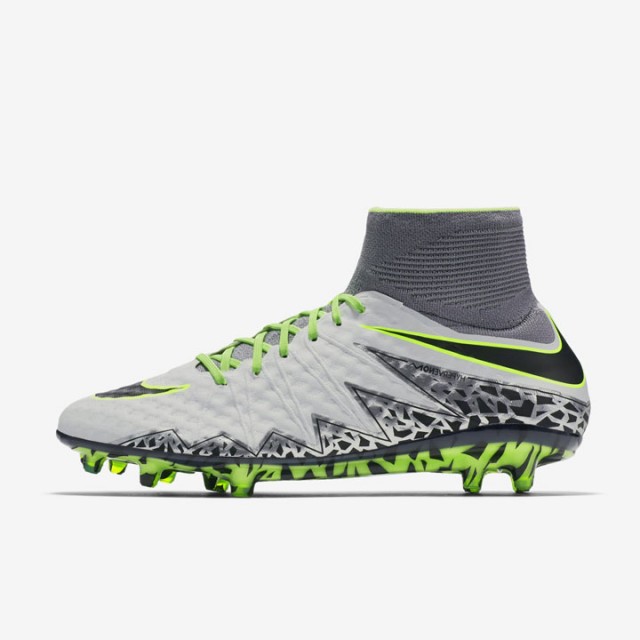 SEPATU FOOTBALL NIKE Hypervenom Phantom II FG