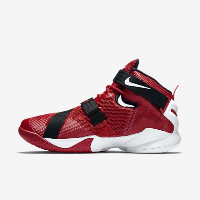 SEPATU BASKET NIKE Lebron Soldier 9