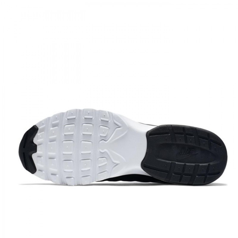 SEPATU SNEAKERS NIKE Air Max Invigor
