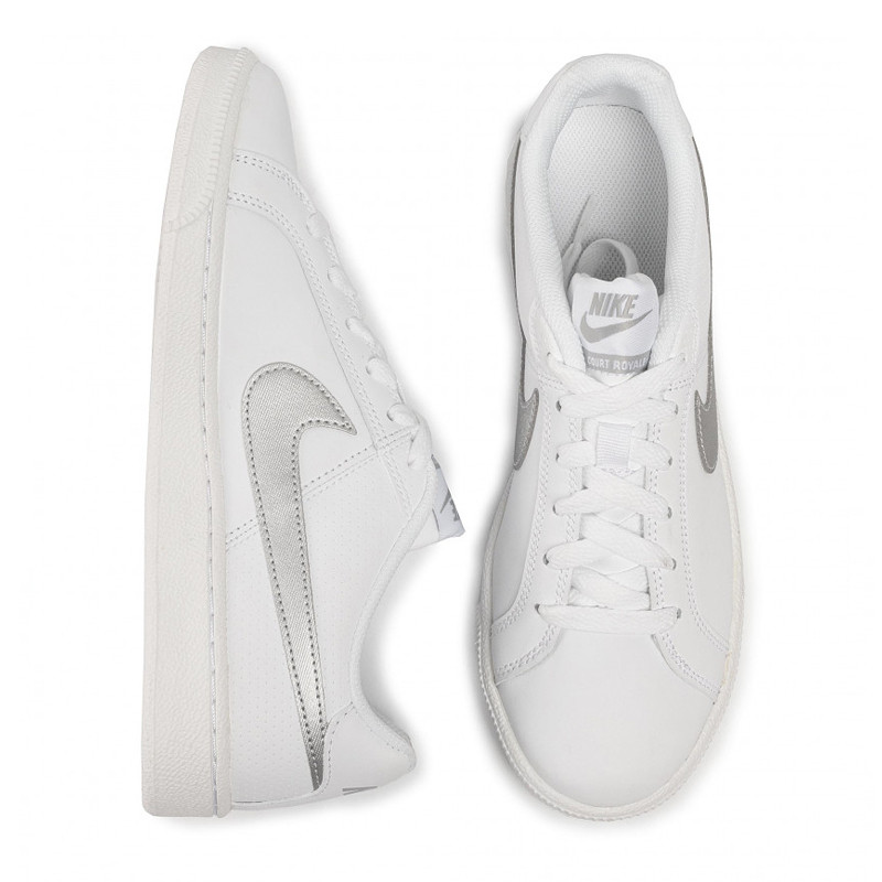 SEPATU SNEAKERS NIKE Wmns Court Royale