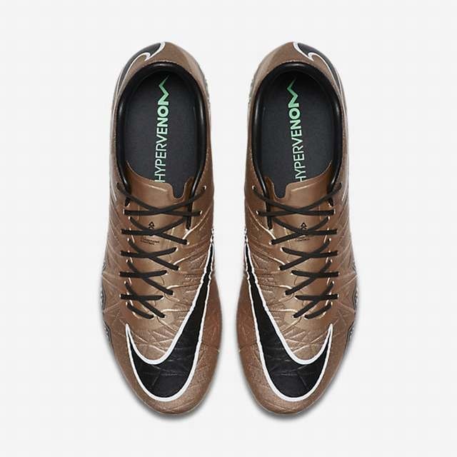 SEPATU FOOTBALL NIKE Hypervenom Phinish II FG