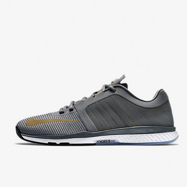 SEPATU LARI NIKE Zoom Speed Trainer 3
