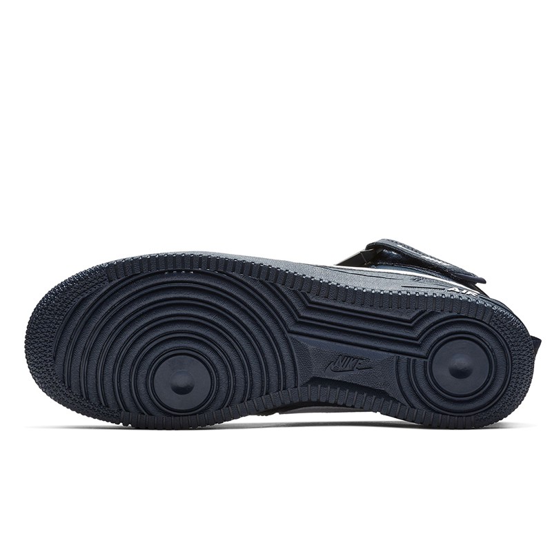 SEPATU SNEAKERS NIKE Air Force 1 Mid 07 LV8