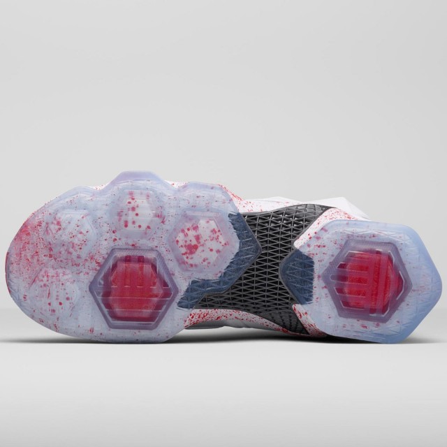 SEPATU BASKET NIKE Lebron 13