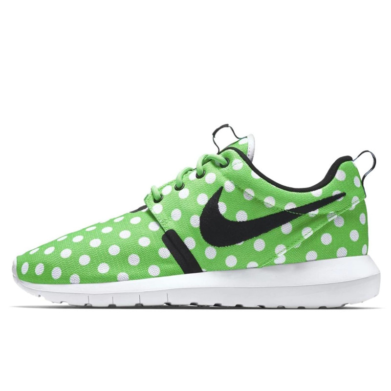 SEPATU SNEAKERS NIKE Roshe NM QS