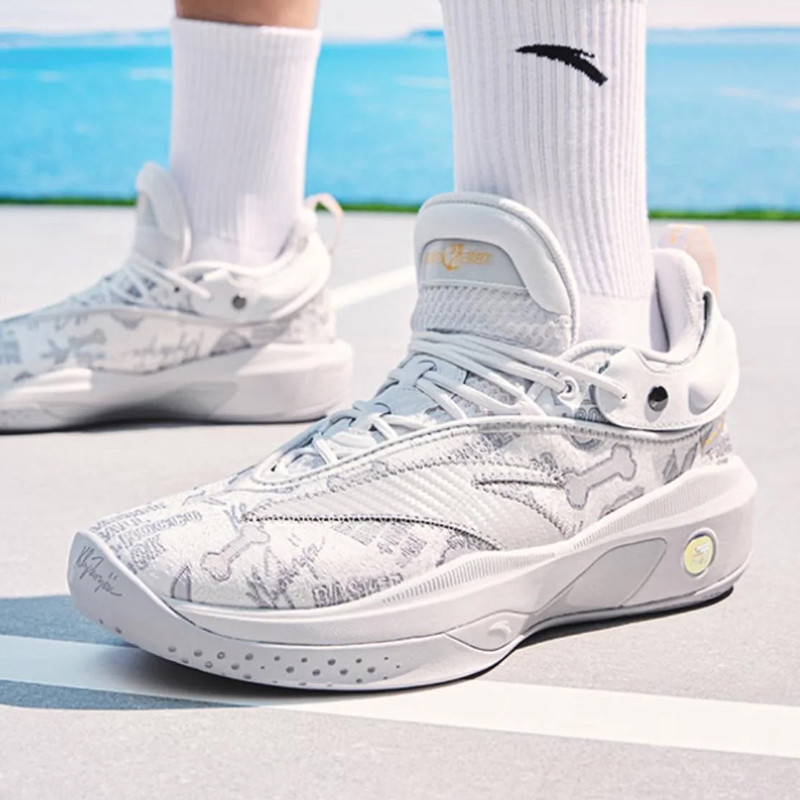 SEPATU BASKET ANTA Klay Thompson KT8 Rocco
