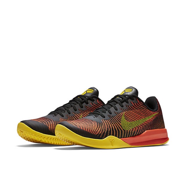 SEPATU BASKET NIKE Kobe Mentality 2