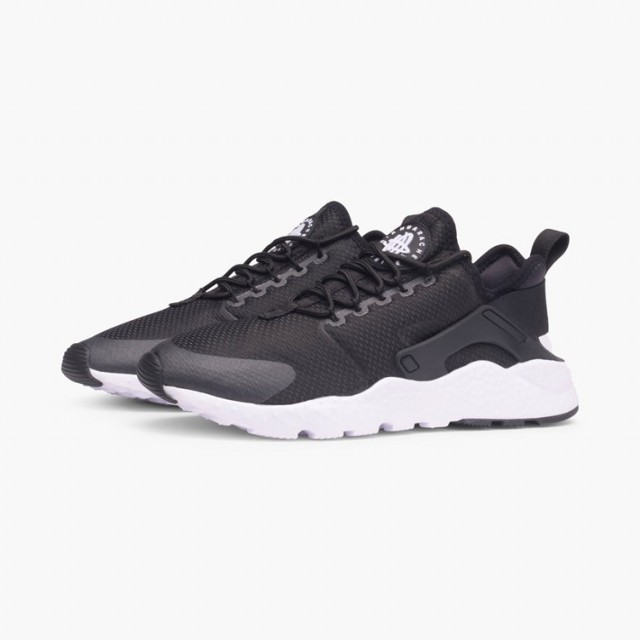 SEPATU SNEAKERS NIKE Wmns Air Huarache Run Ultra