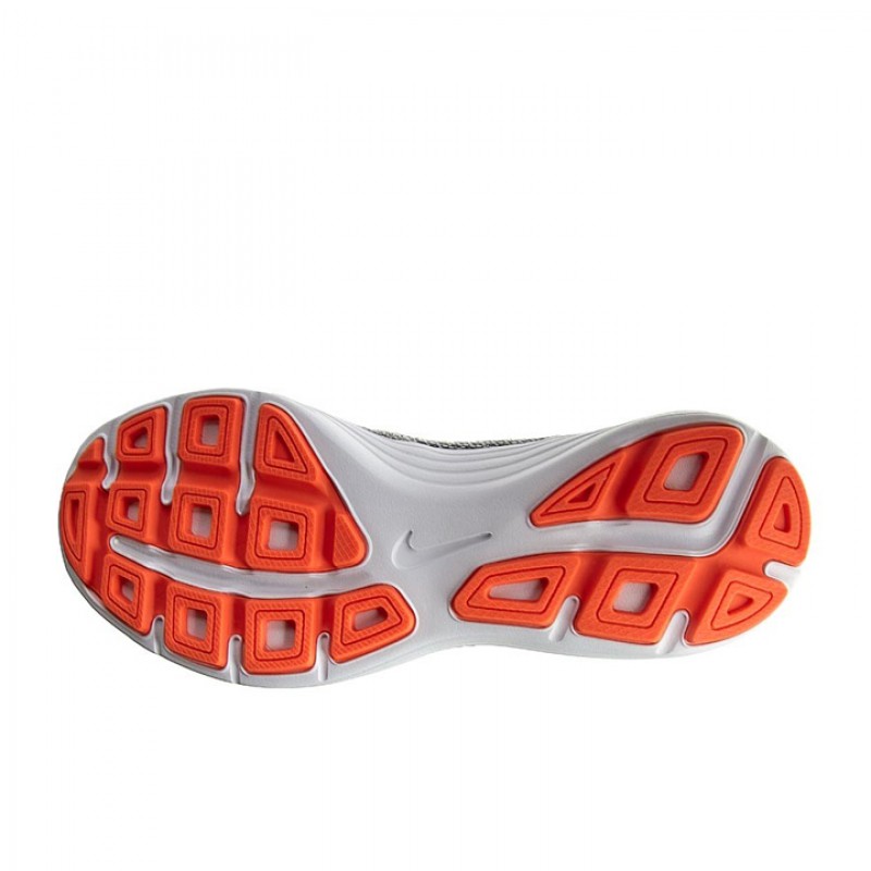 SEPATU LARI NIKE Wmns Revolution 3