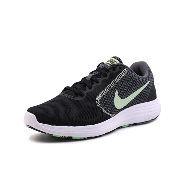 WMNS Revolution 3 foto 2