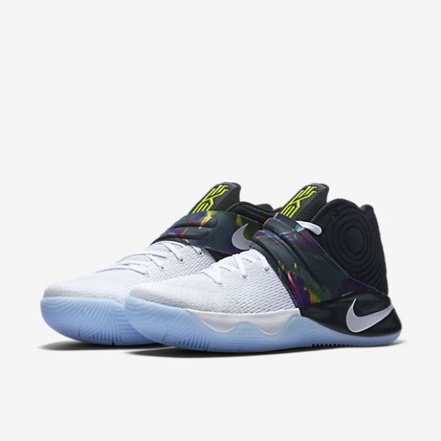 SEPATU BASKET NIKE Kyrie 2