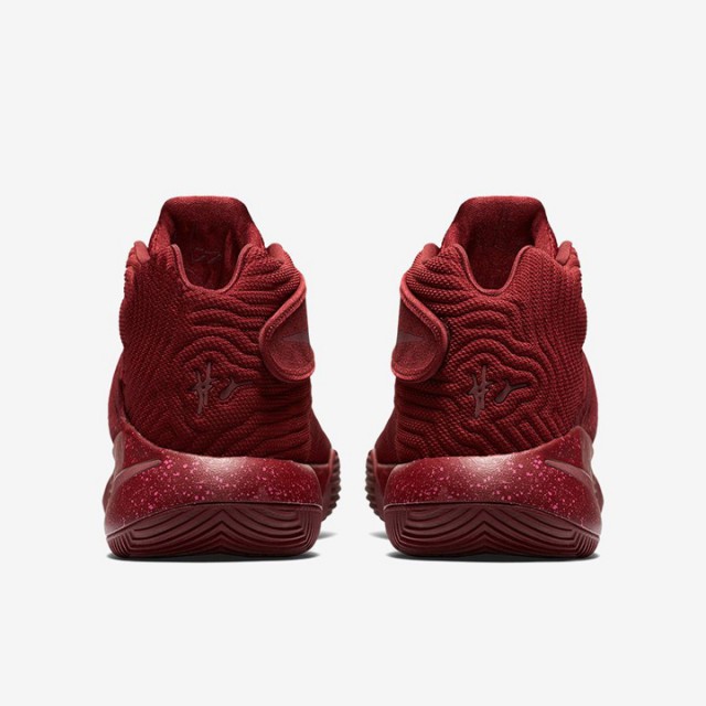 SEPATU BASKET NIKE Kyrie 2 