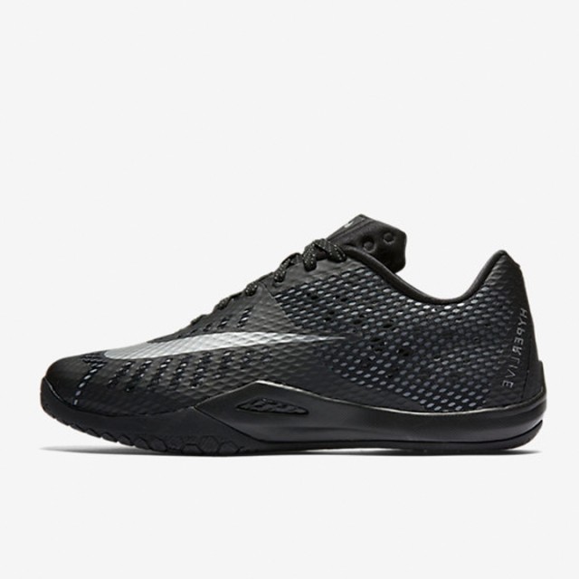 Nike hyperlive shoes best sale