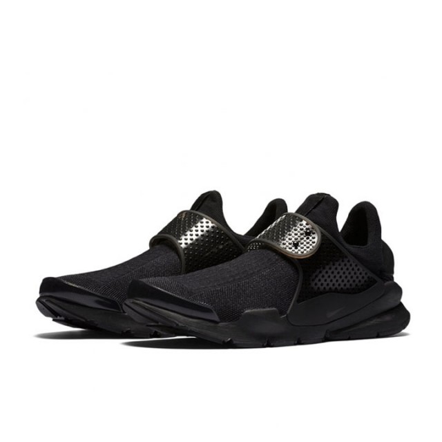SEPATU SNEAKERS NIKE Sock Dart KJCRD