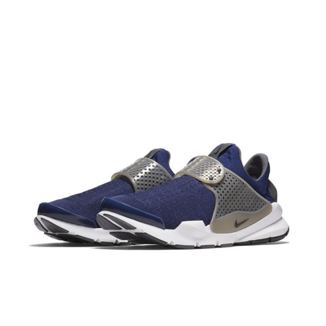 SEPATU SNEAKERS NIKE Sock Dart KJCRD