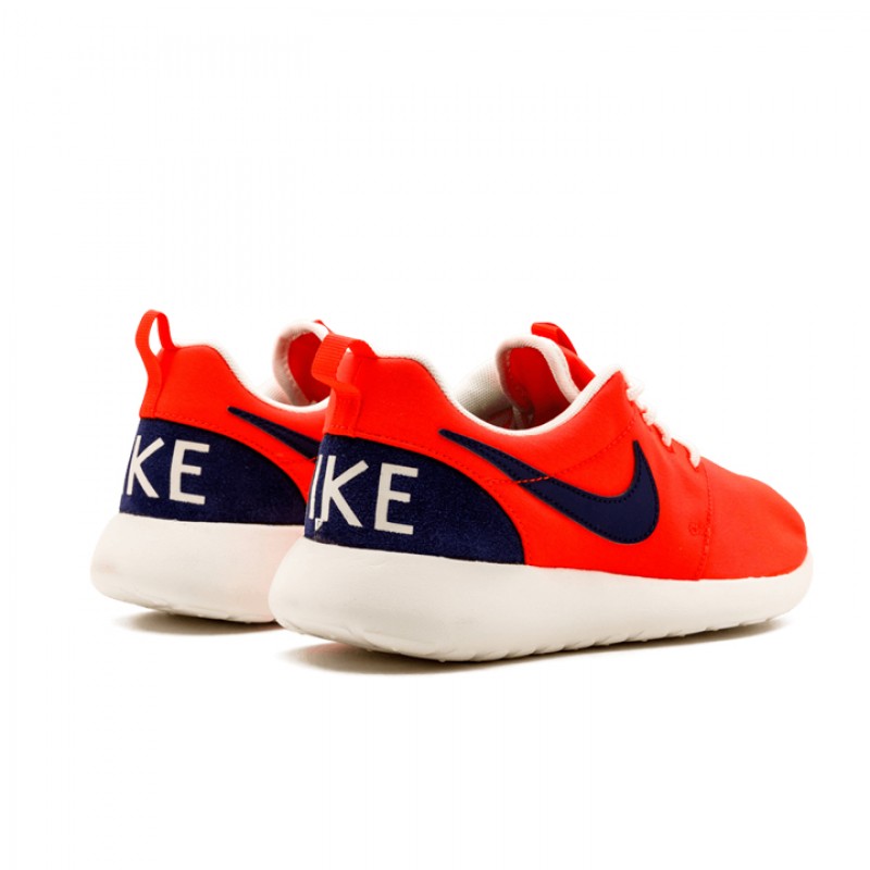 SEPATU SNEAKERS NIKE Wmns Roshe One Retro