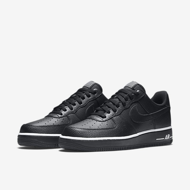 SEPATU SNEAKERS NIKE Air Force 1 Low