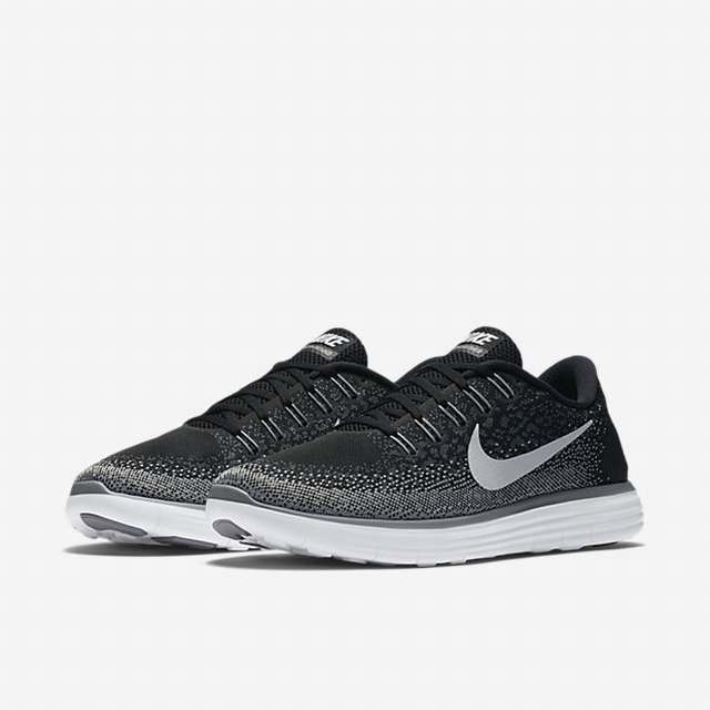 SEPATU LARI NIKE Free RN Distance