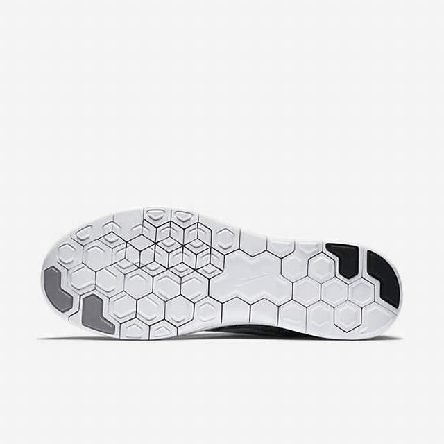 SEPATU LARI NIKE Free RN Distance