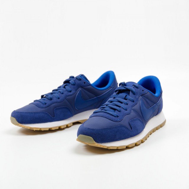 SEPATU SNEAKERS NIKE Air Pegasus 83