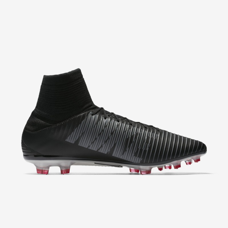 SEPATU FOOTBALL NIKE Mercurial Veloce III DF FG