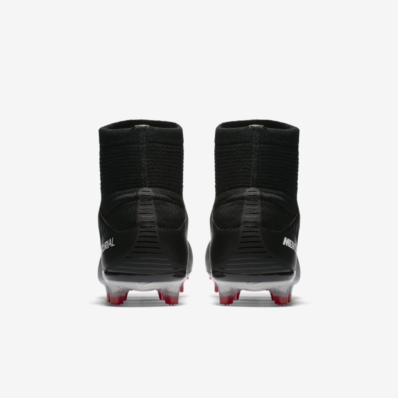SEPATU FOOTBALL NIKE Mercurial Veloce III DF FG
