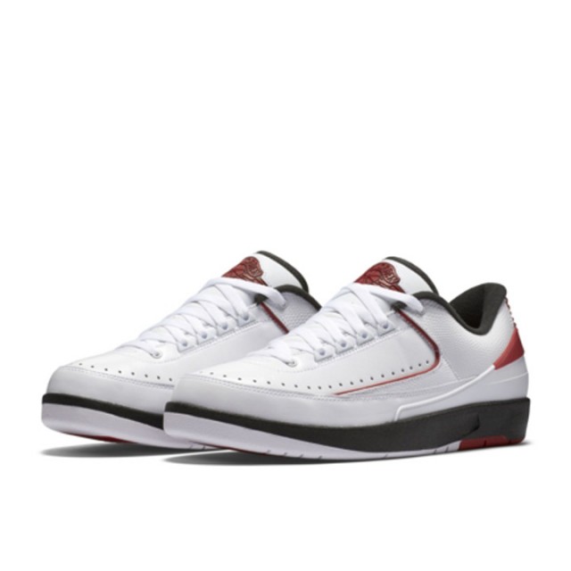 SEPATU BASKET AIR JORDAN AJ 2 Retro Low
