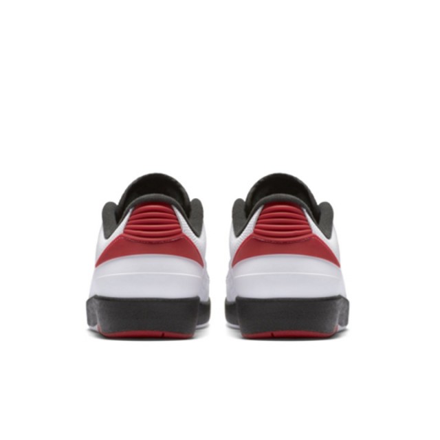 SEPATU BASKET AIR JORDAN AJ 2 Retro Low