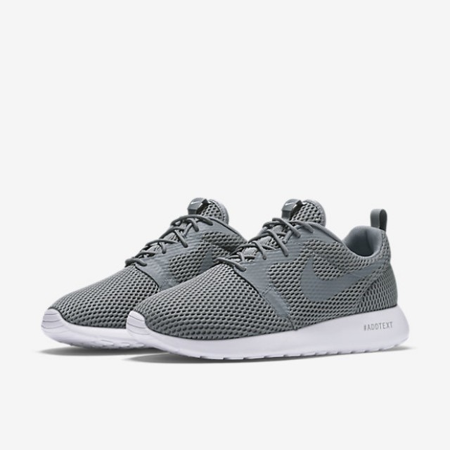 SEPATU SNEAKERS NIKE Roshe One Hyper Breathe
