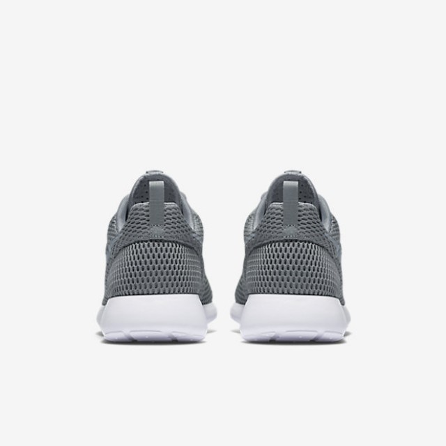 SEPATU SNEAKERS NIKE Roshe One Hyper Breathe