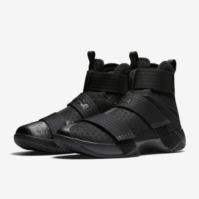 SEPATU BASKET NIKE Lebron Soldier 10