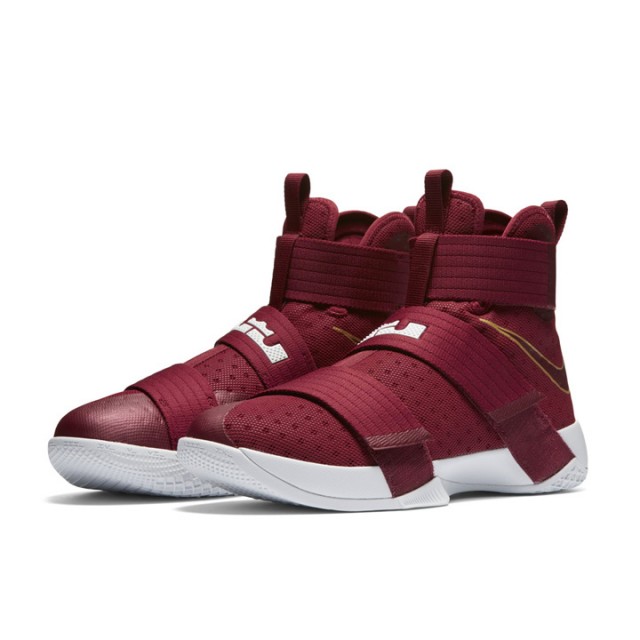 SEPATU BASKET NIKE Lebron Soldier 10