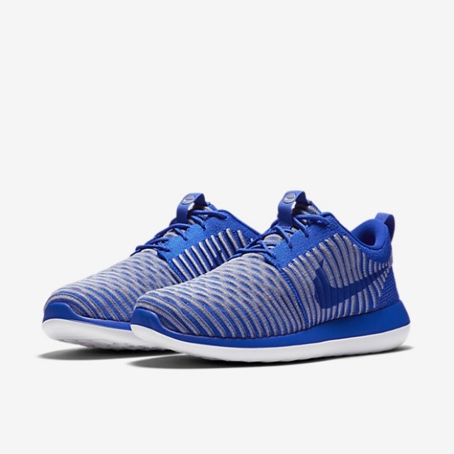 SEPATU SNEAKERS NIKE Roshe Two Flyknit