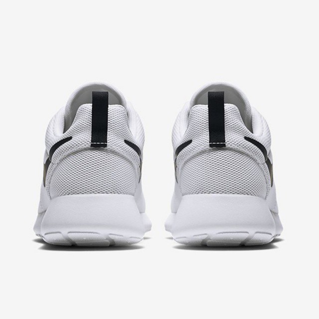 SEPATU SNEAKERS NIKE Wmns Roshe One