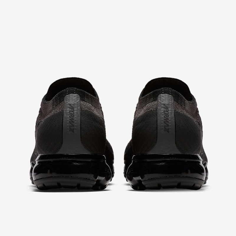 SEPATU LARI NIKE Vapormax