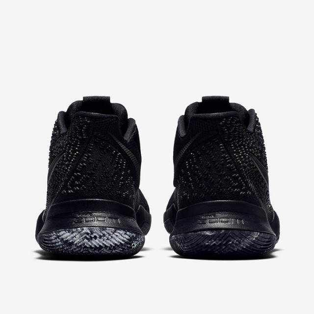 SEPATU BASKET NIKE Kyrie 3