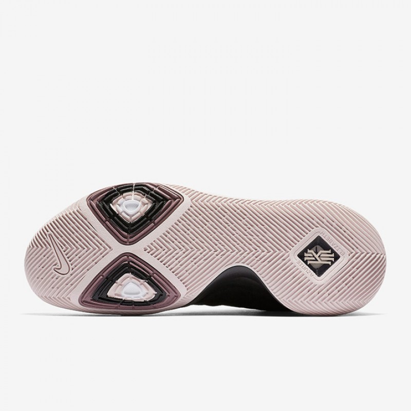 SEPATU BASKET NIKE Kyrie 3