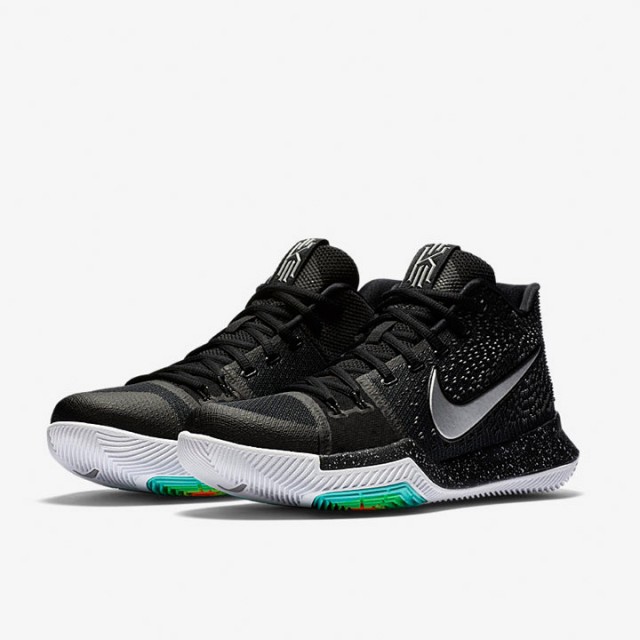 SEPATU BASKET NIKE Kyrie 3
