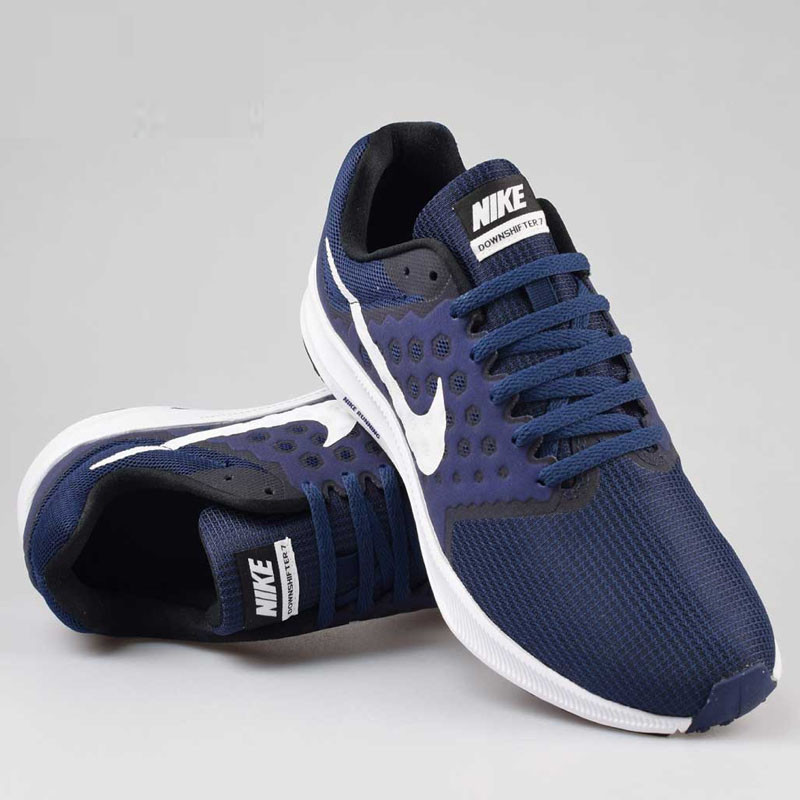 SEPATU LARI NIKE Downshifter 7