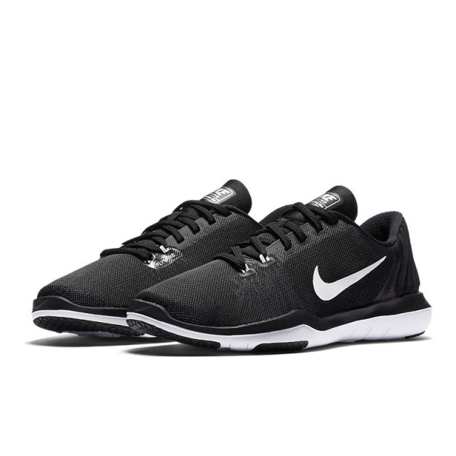 SEPATU TRAINING NIKE WMNS FLEX SUPREME TR 5