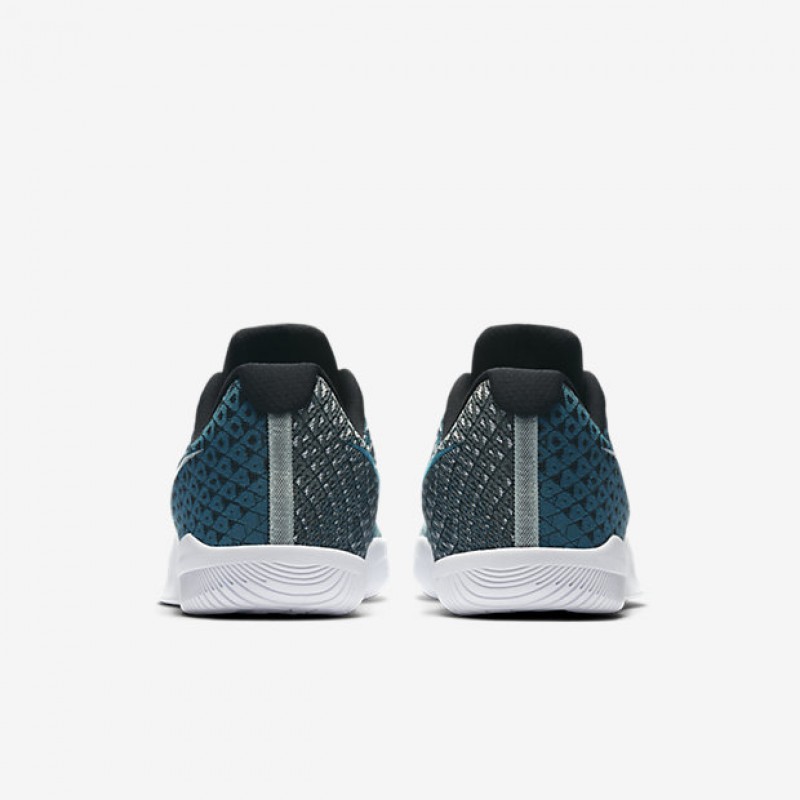 SEPATU BASKET NIKE Mamba Instinct