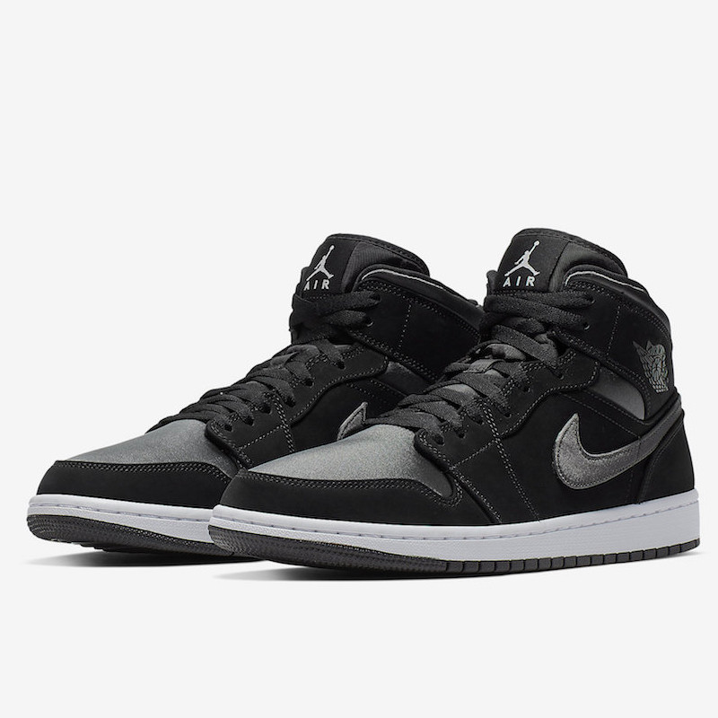 SEPATU BASKET AIR JORDAN AJ 1 Mid SE
